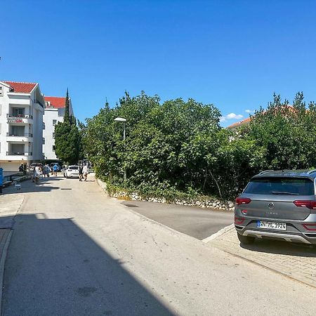 Beachfront Apartments Providenca With Free Parking Makarska Exterior photo