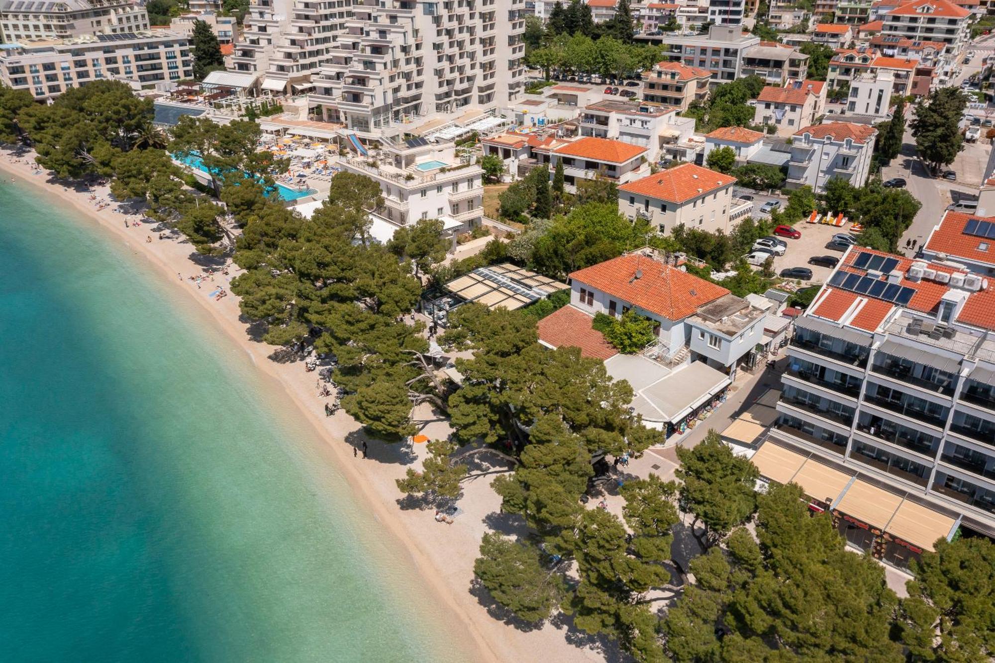 Beachfront Apartments Providenca With Free Parking Makarska Exterior photo