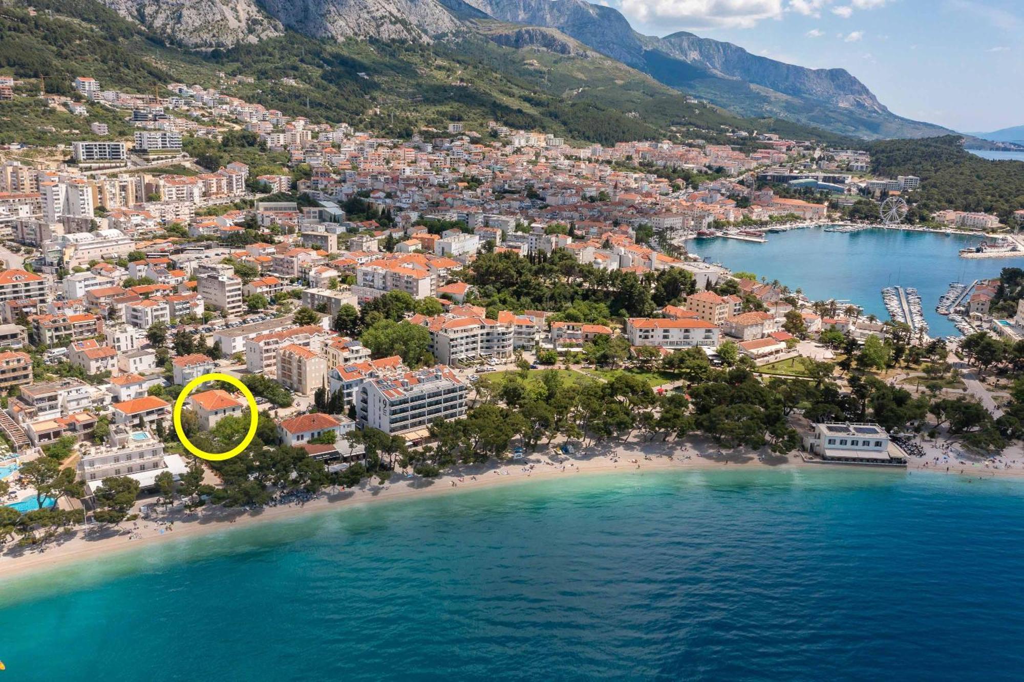 Beachfront Apartments Providenca With Free Parking Makarska Exterior photo